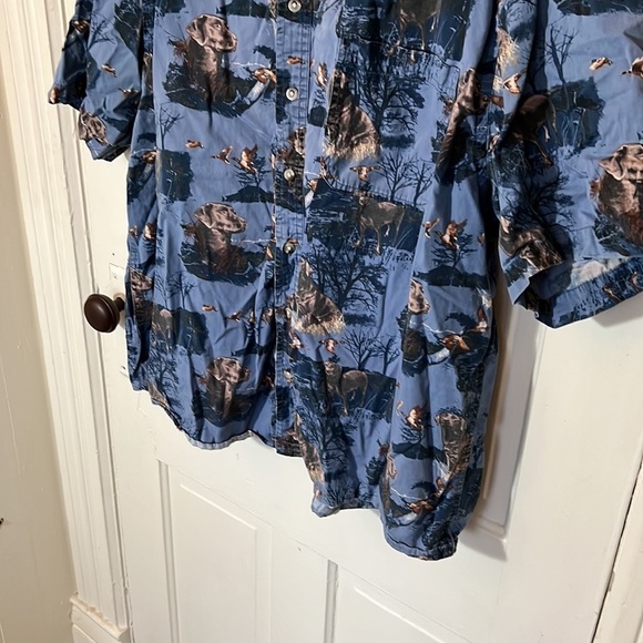Cotton Traders Sport Dog and Duck Graphic Short Sleeve Button-up - Picture 3 of 5